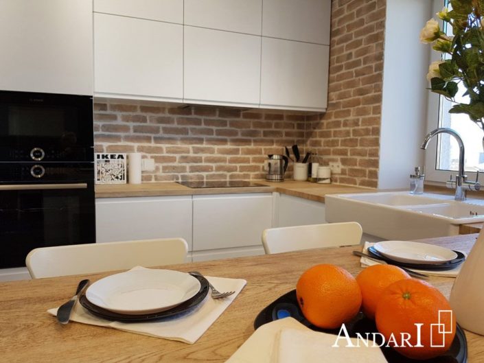 Белая П-образная кухня. Угловая кухня, полуостровная кухня